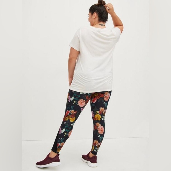 torrid everyday signature jersey knit life isn’t perfect short sleeve tshirt - Picture 2 of 6